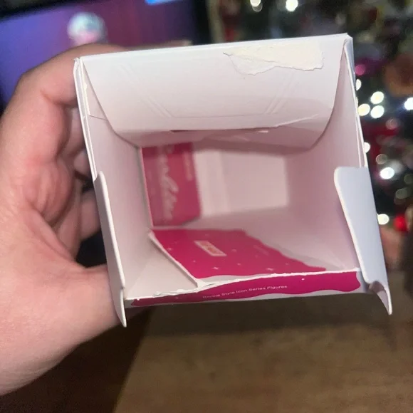 POP MART Barbie 
1992 "Totally Hair" Barbie doll - Picture 9 of 12